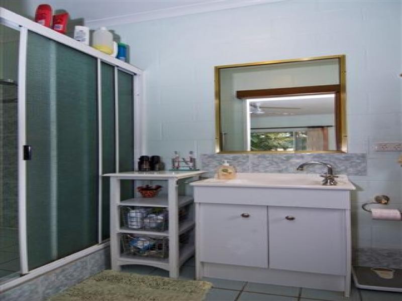 35 Templar Crescent, Bentley Park QLD 4869