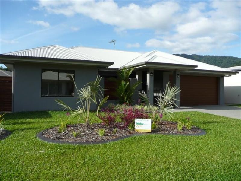 5 Davidson Close, Redlynch QLD 4870