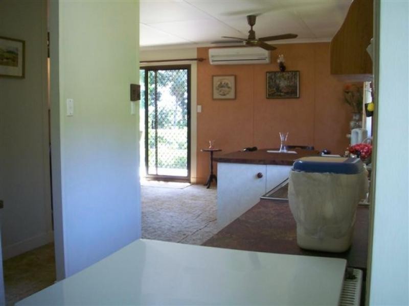 18 Barnes Street, Earlville QLD 4870