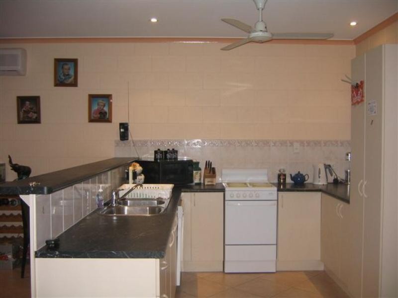 37 Pilosa Street, Redlynch QLD 4870