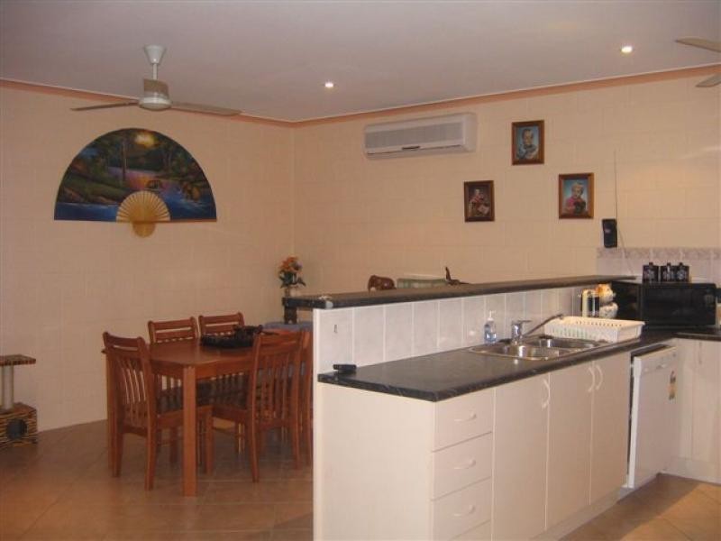 37 Pilosa Street, Redlynch QLD 4870