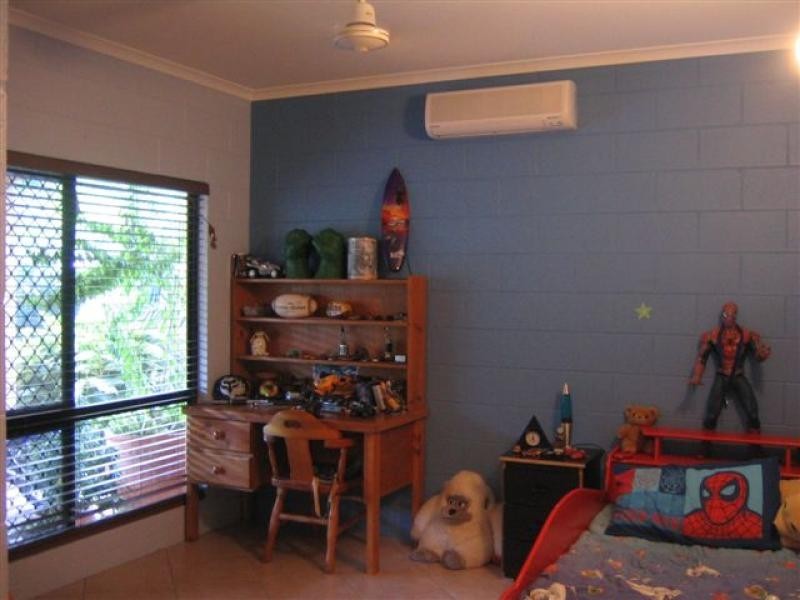 37 Pilosa Street, Redlynch QLD 4870