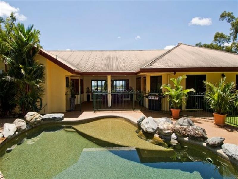 249-251 Dempsey Street, Gordonvale QLD 4865