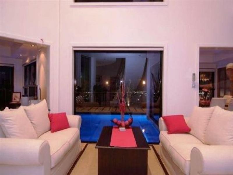 8 The Peak, Whitfield QLD 4870