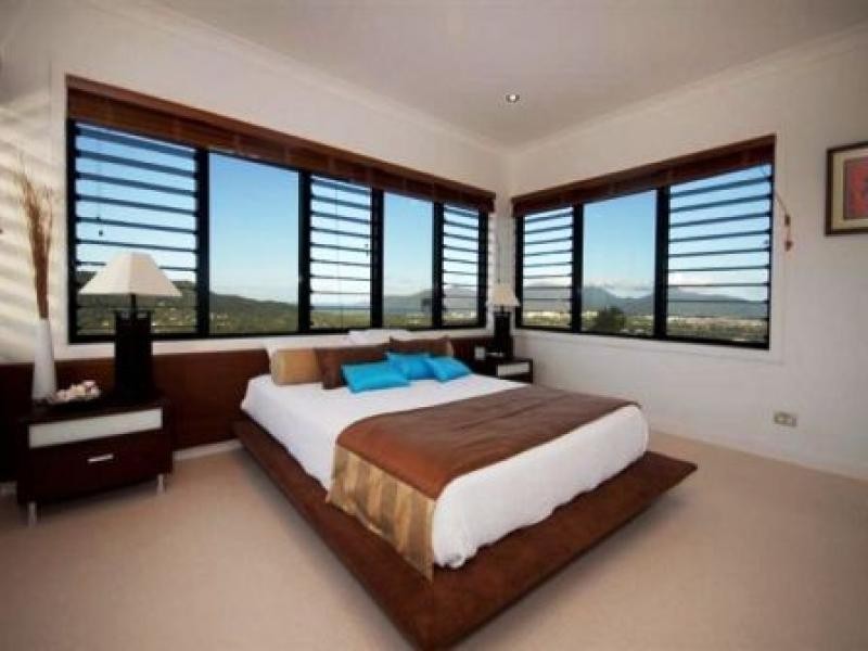 8 The Peak, Whitfield QLD 4870