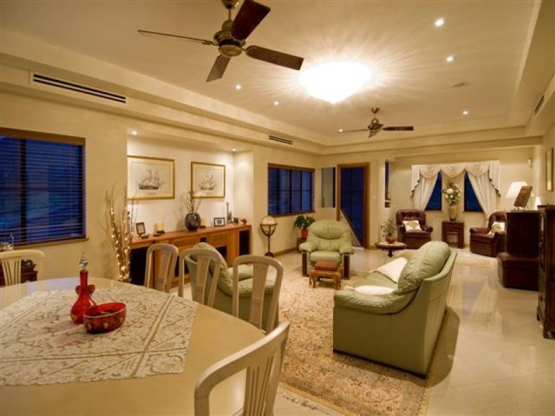 46 East Parkridge Drive, Whitfield QLD 4870