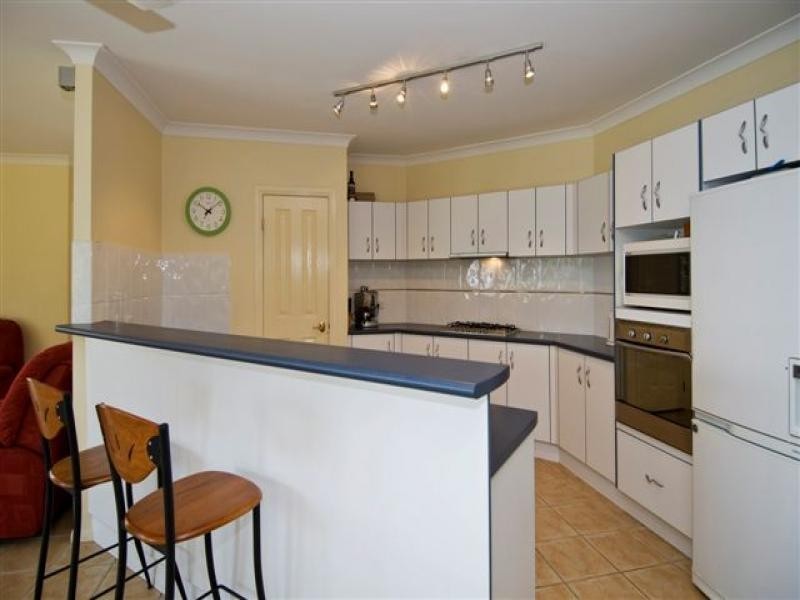 8 Maynard Close, Mount Sheridan QLD 4868