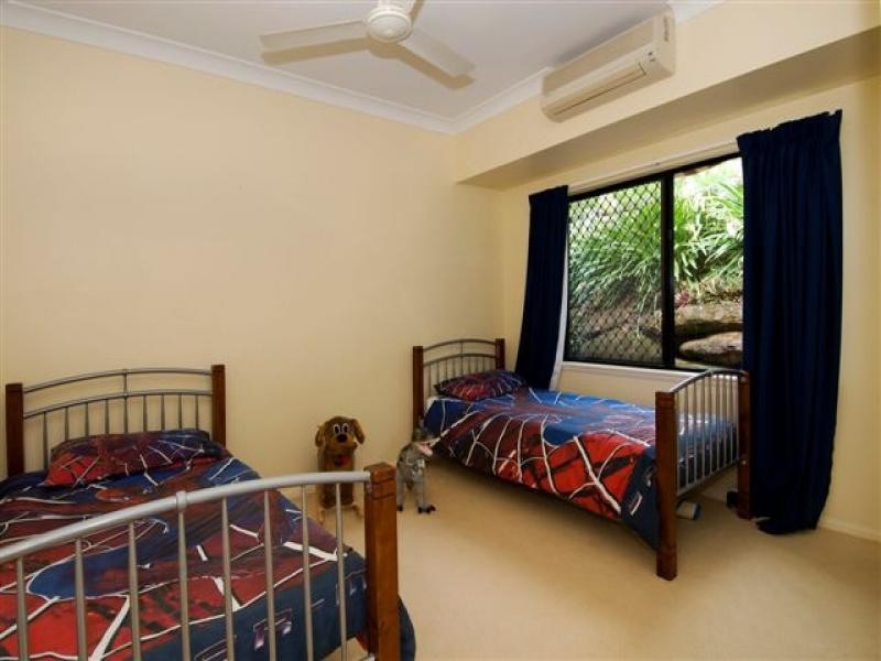 8 Maynard Close, Mount Sheridan QLD 4868