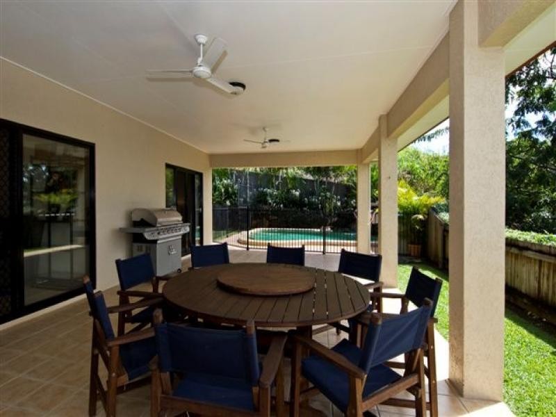 8 Maynard Close, Mount Sheridan QLD 4868