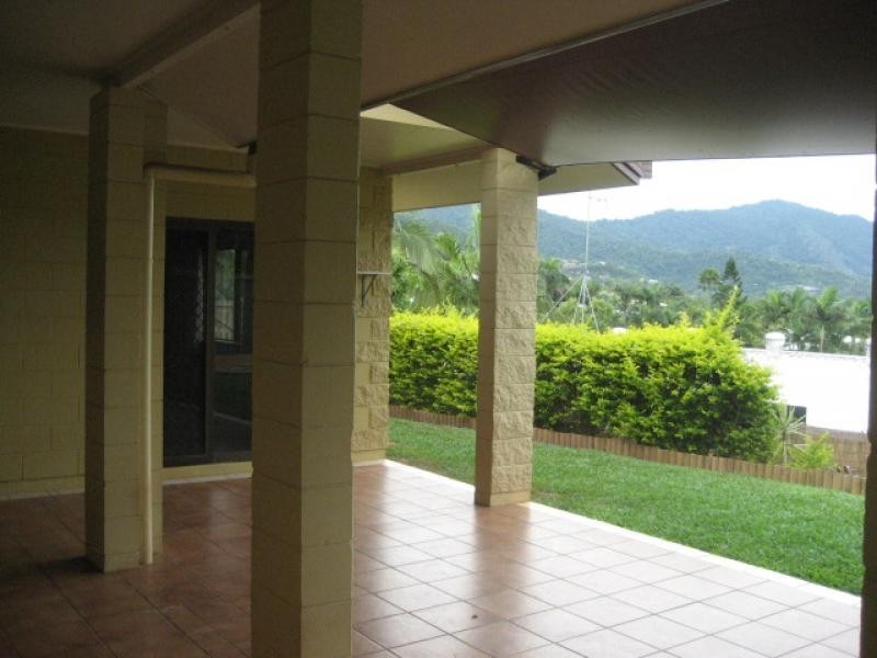 157 Currawong Street, Bayview Heights QLD 4868