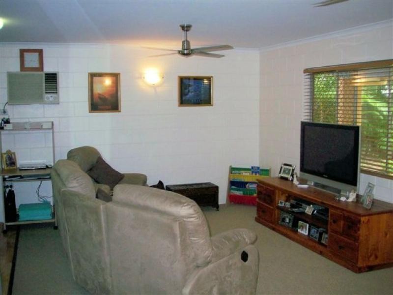 7 Mulligan Street, Manoora QLD 4870