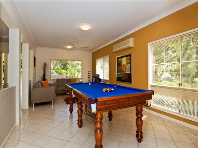 16 Hussar Close, Kanimbla QLD 4870