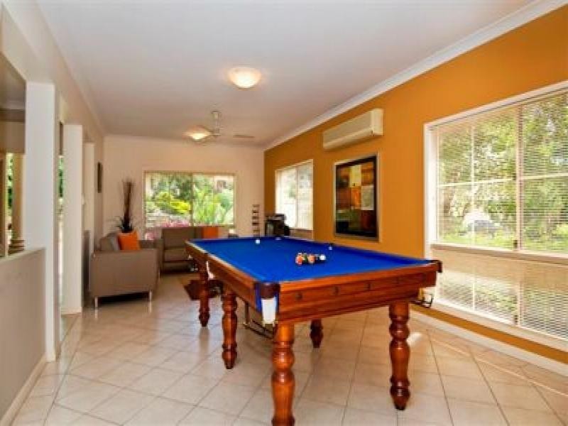 16 Hussar Close, Kanimbla QLD 4870