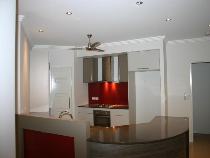 13 Huntley Crescent, Redlynch QLD 4870