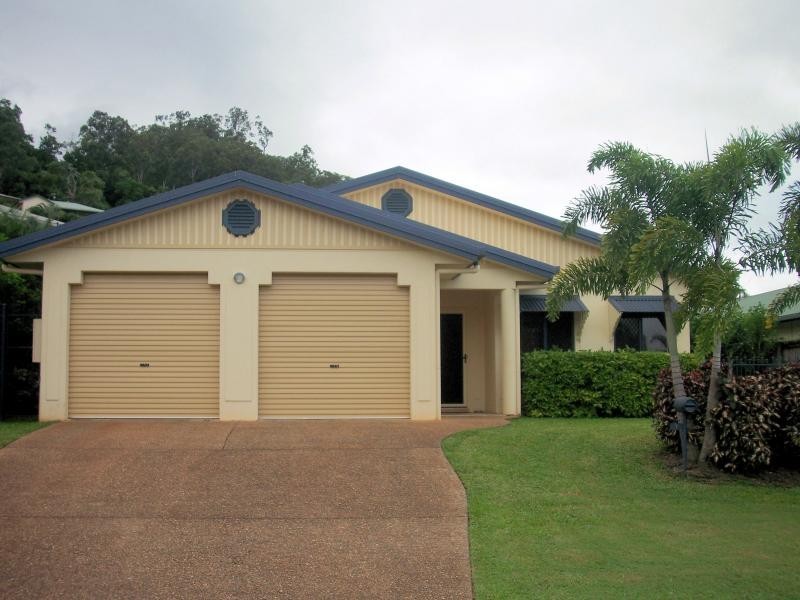 7 Arno Terrace, Bentley Park QLD 4869