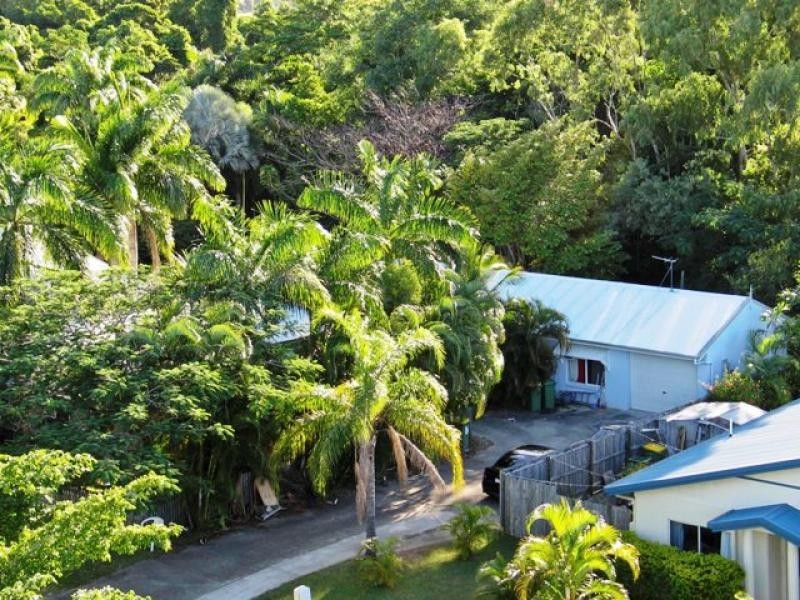 1 and 2/85 Cottesloe Drive, Kewarra Beach QLD 4879