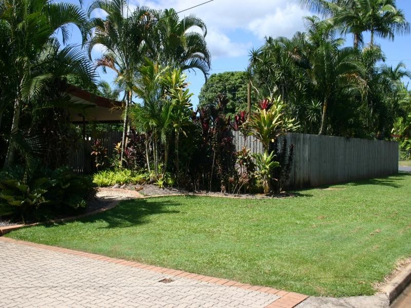 30-32 Agate Street, Bayview Heights QLD 4868