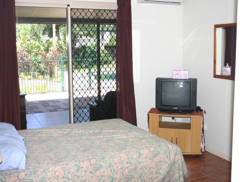 30-32 Agate Street, Bayview Heights QLD 4868