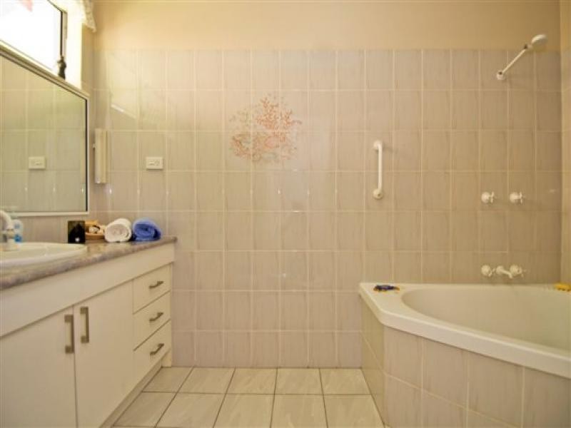 43 Dorunda Street, Mount Sheridan QLD 4868