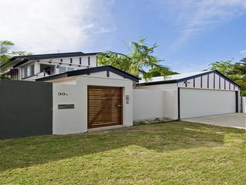 30a Charles Street, Cairns North QLD 4870
