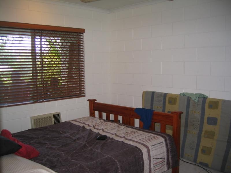 7/98 Pease Street, Manoora QLD 4870