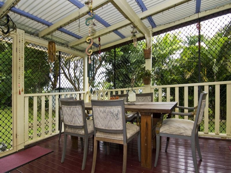 32 Queen Street, Edmonton QLD 4869