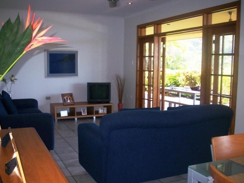 2 Teal Close, Bayview Heights QLD 4868