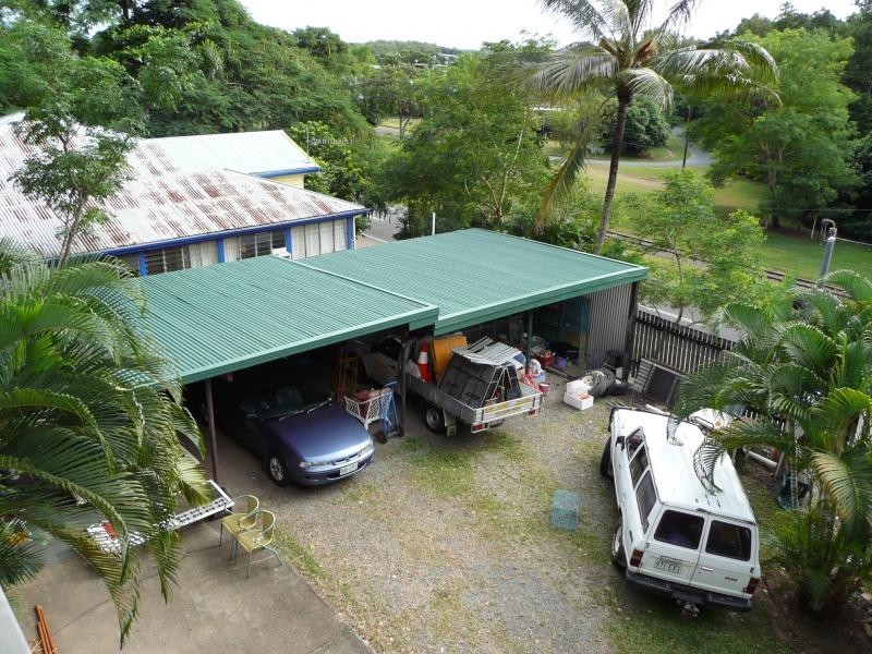 89 Aeroglen Drive, Stratford QLD 4870