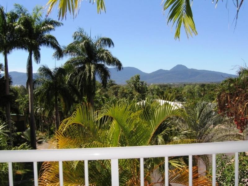 21a Minerva Avenue, Mooroobool QLD 4870