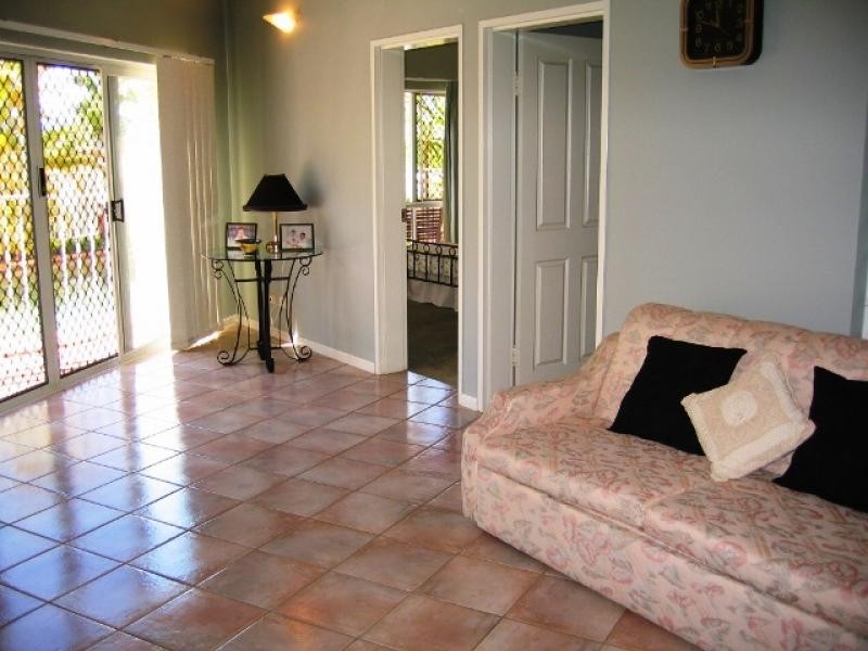 21a Minerva Avenue, Mooroobool QLD 4870