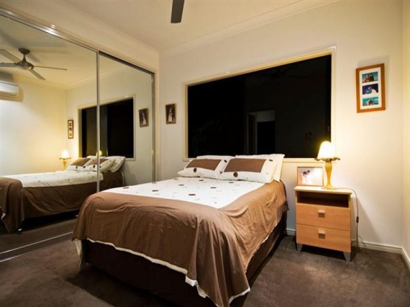 48 East Parkridge Drive, Whitfield QLD 4870