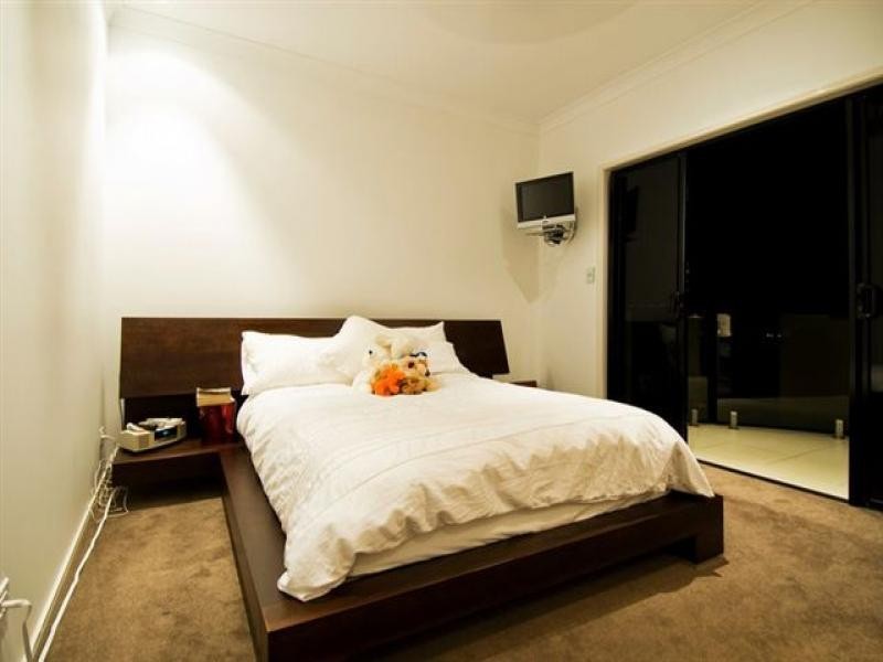 48 East Parkridge Drive, Whitfield QLD 4870