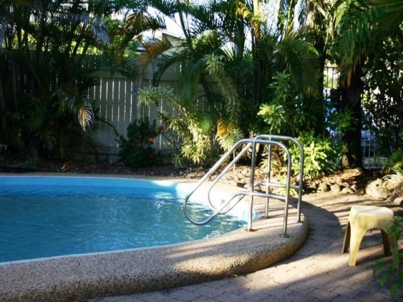 5/221 Lake Street, Cairns City QLD 4870