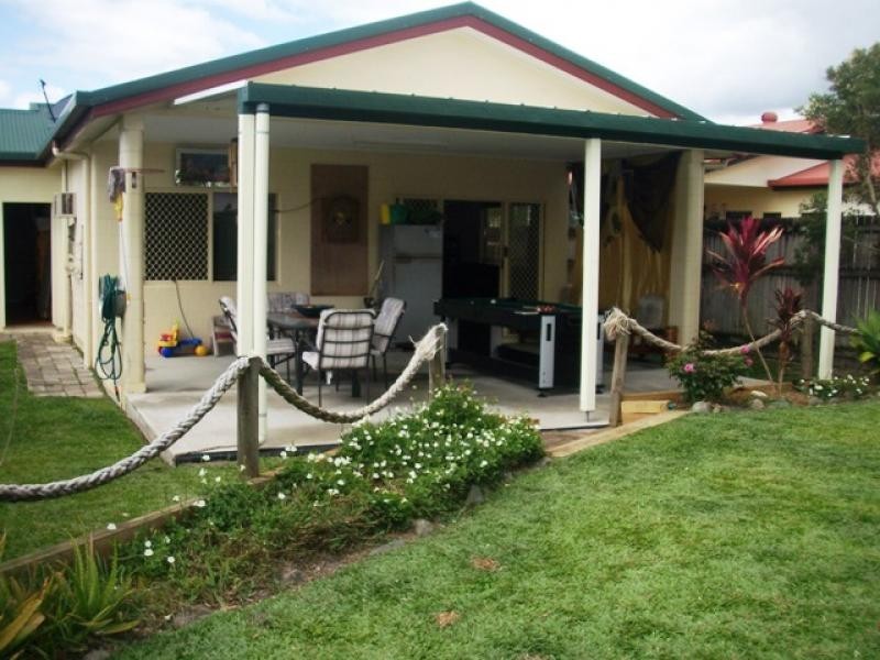 14 Ferngully Street, White Rock QLD 4868
