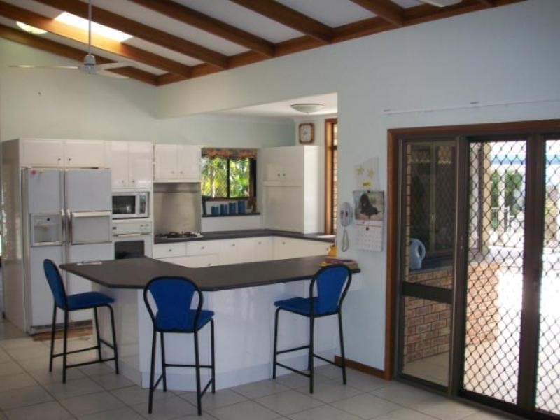 9 Hermes Close, Mooroobool QLD 4870