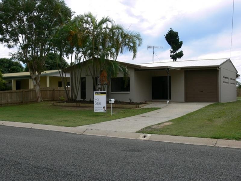 30 Lyndel Drive, Woree QLD 4868