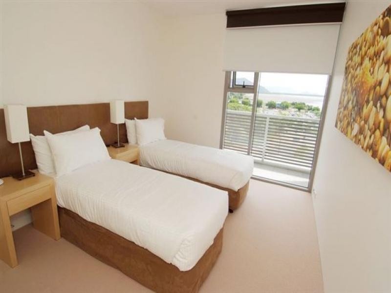 33/1 Marlin Parade, Cairns City QLD 4870