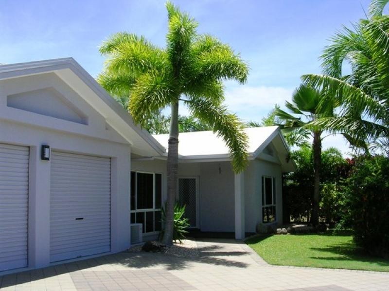 15 Lomond Street, Smithfield QLD 4878