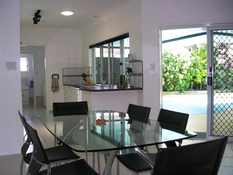 15 Lomond Street, Smithfield QLD 4878