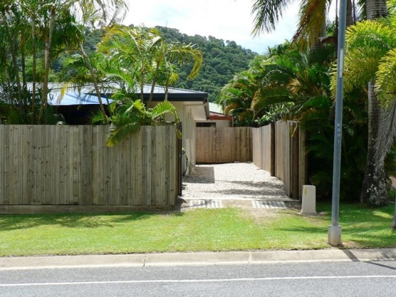 1 Hobson Drive, Brinsmead QLD 4870