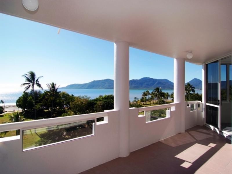 17/279 Esplanade, Cairns North QLD 4870