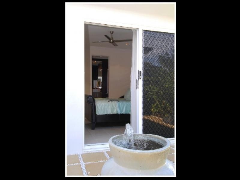 49 Red Peak Boulavard, Caravonica QLD 4878