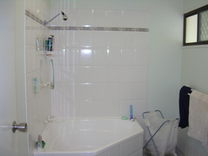 44 Wirrah Close, Bayview Heights QLD 4868