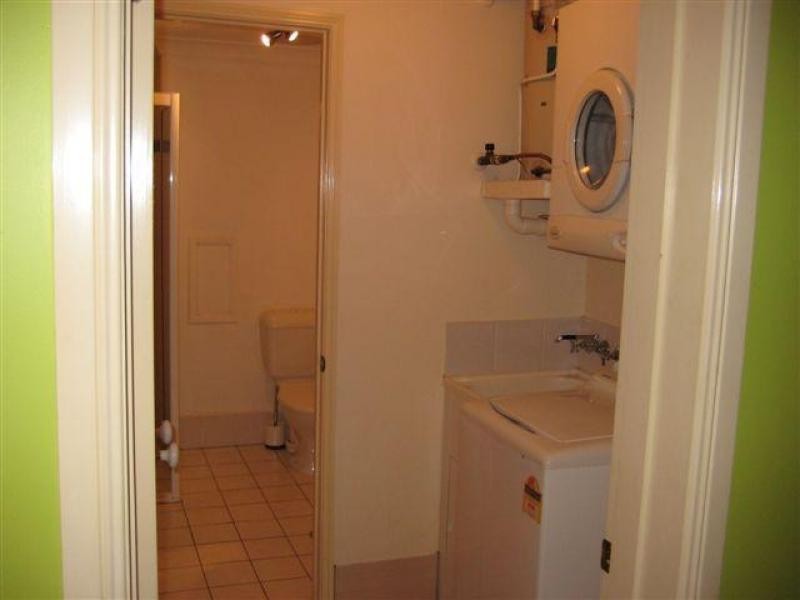 2/32 Little Street, Manunda QLD 4870