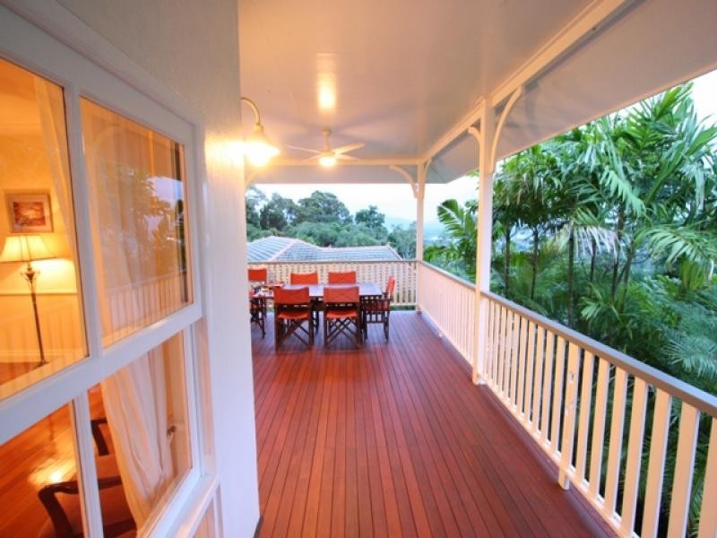 24 Oceanview Place, Mooroobool QLD 4870