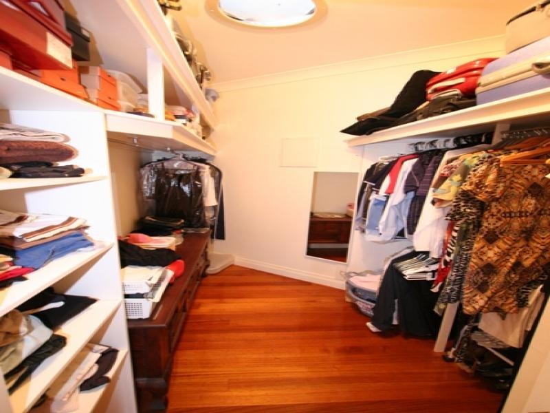 24 Oceanview Place, Mooroobool QLD 4870