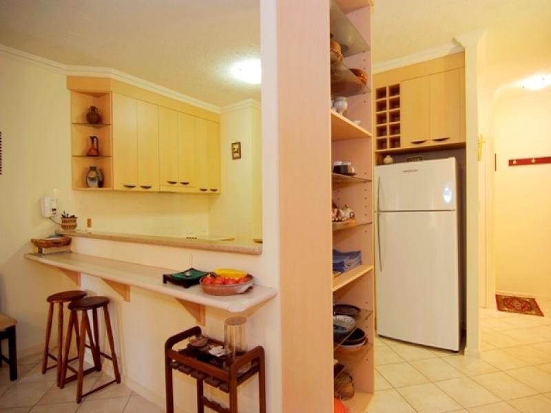 10/304 Lake Street, Cairns North QLD 4870