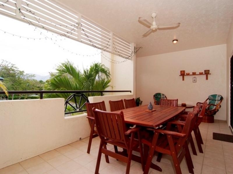 10/304 Lake Street, Cairns North QLD 4870