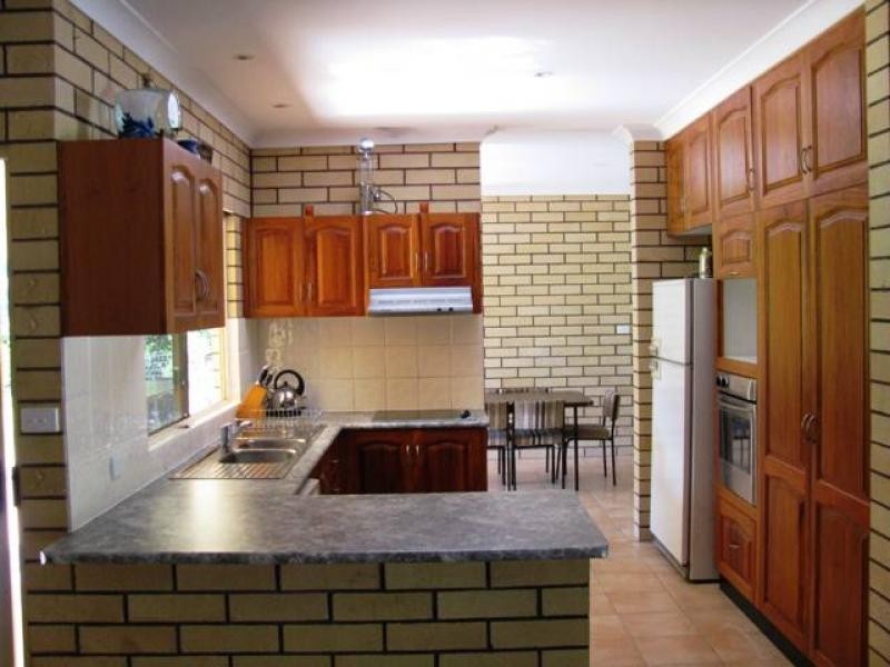 33-35 Runnymede Ave, Redlynch QLD 4870