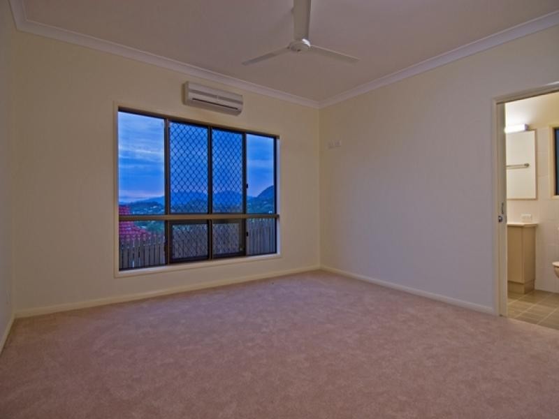 51 Summerhill Drive, Mooroobool QLD 4870